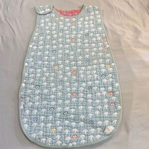 🐥 Quilted Baby Sleeping Bag with Mushroom Pattern